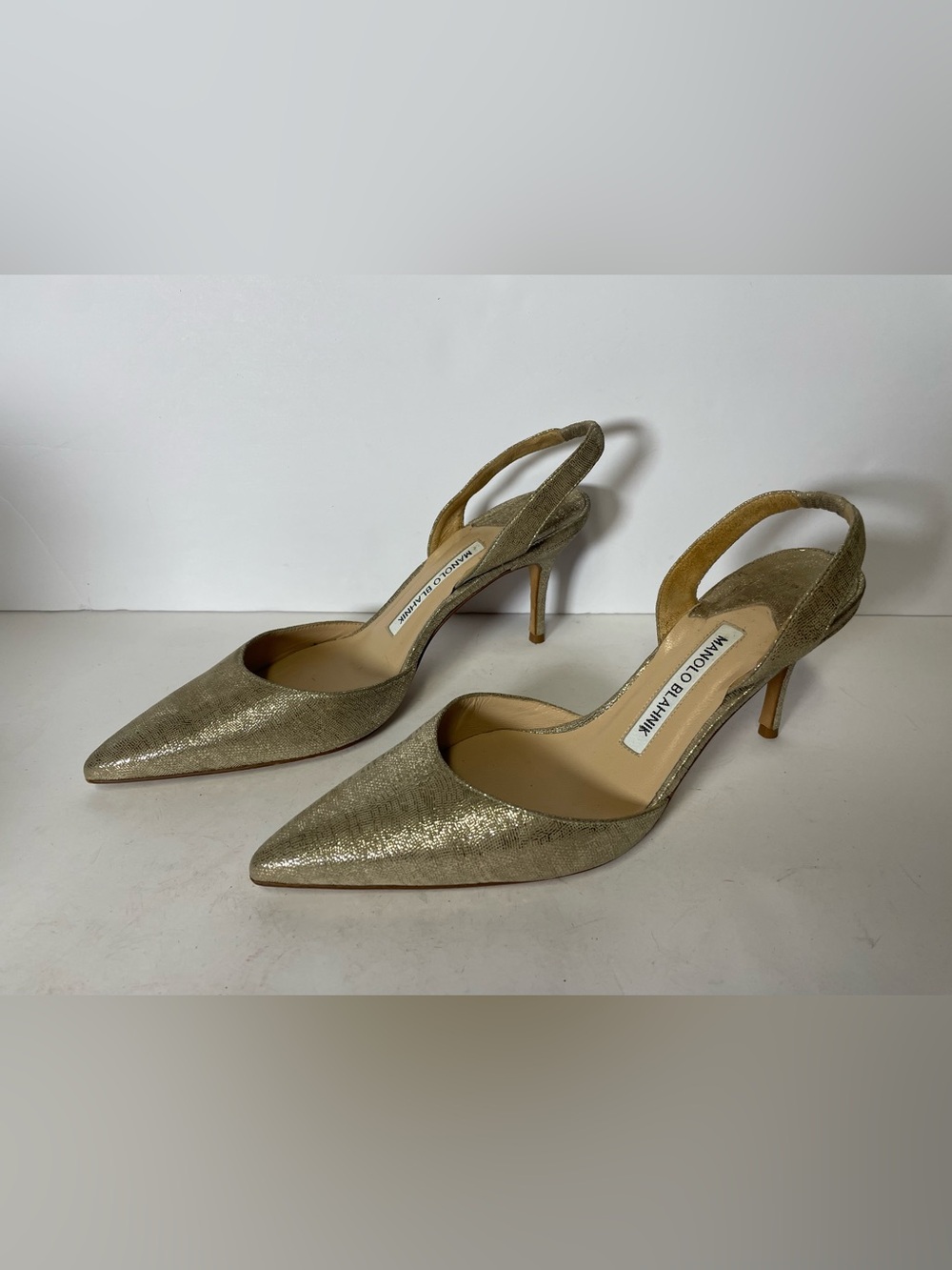 Manolo Blahnik Metallic Gold Pointed-Toe Slingback Heels pumps sandals 36